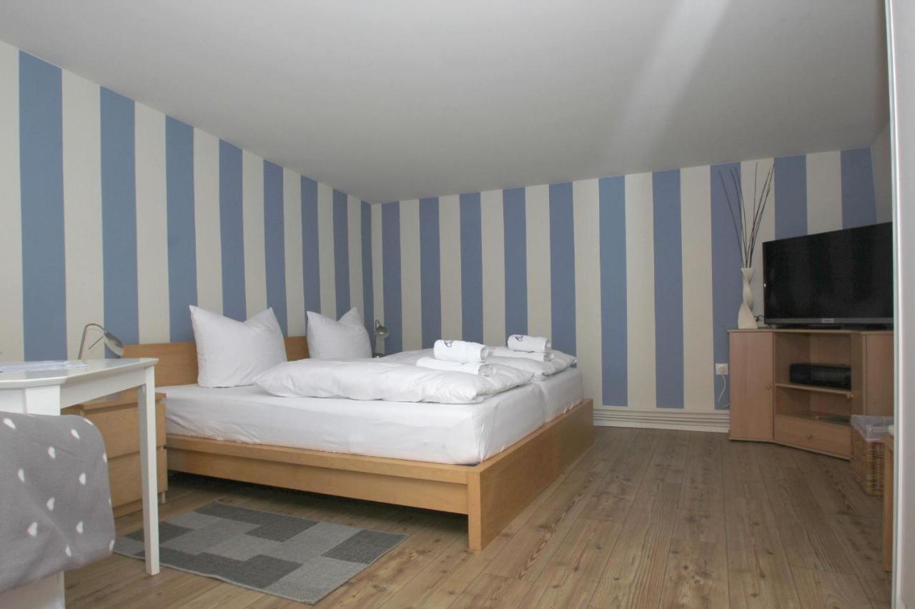 F-1016 Haus Maigloeckchen Doppelzimmer 03 Terrasse, Fruehstueck Gohren Bagian luar foto